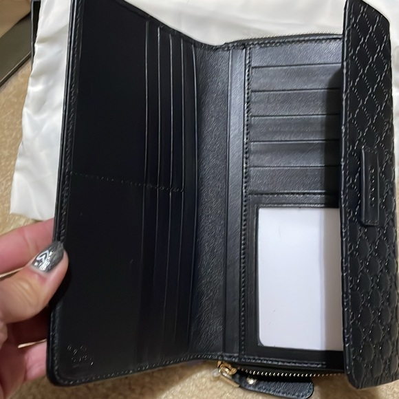 NEW!! Gucci Microguccissima Black Zip Around with front snap wallet - Picture 7 of 9